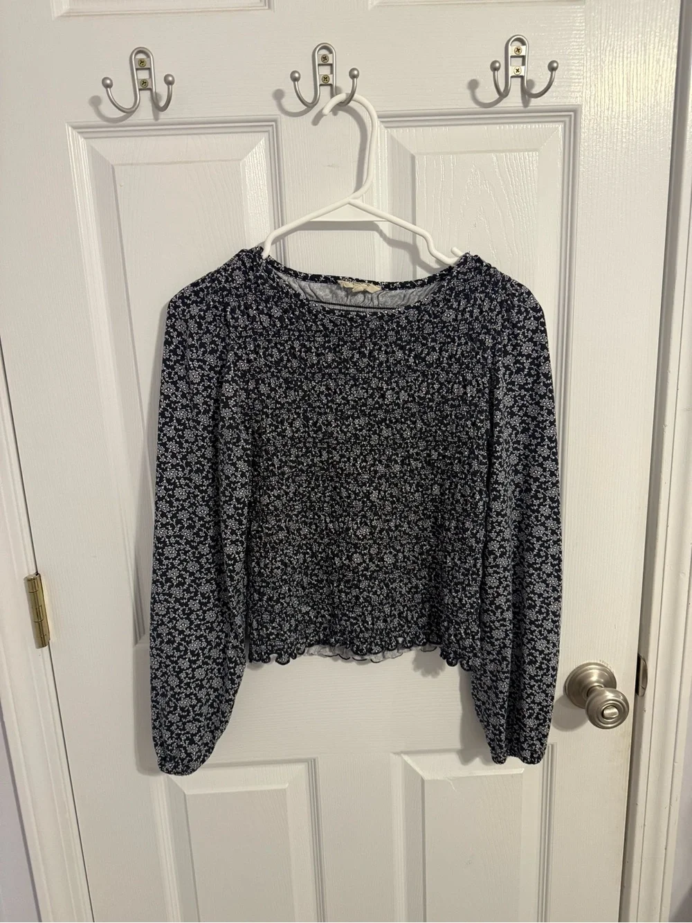 Madewell Navy Floral Long-Sleeve Smocked Top - Size Medium